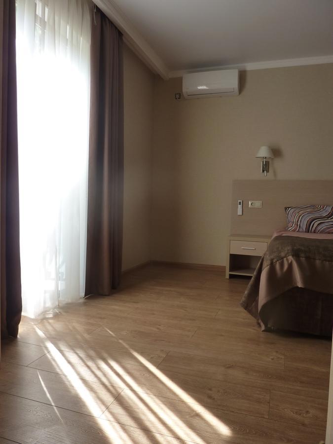 Guest House Letto Gagra Exterior foto