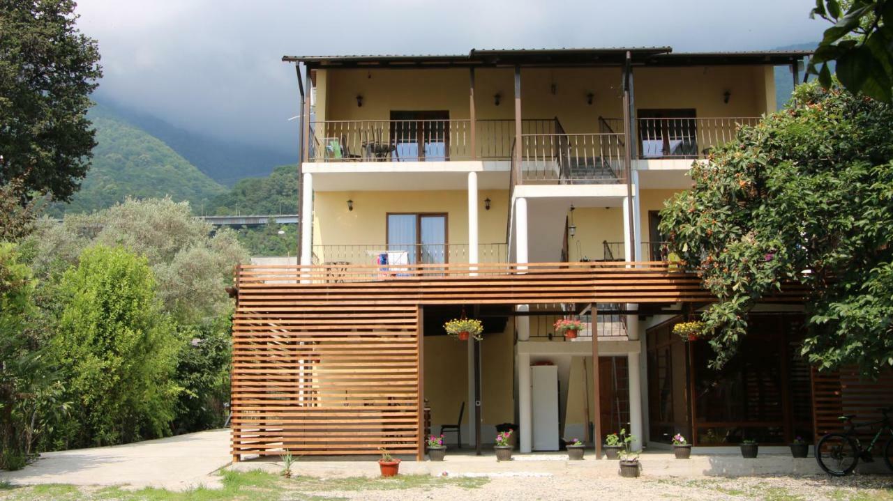 Guest House Letto Gagra Exterior foto