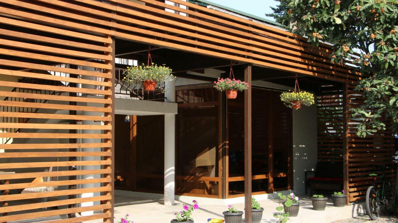 Guest House Letto Gagra Exterior foto